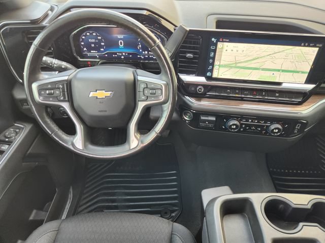 Used 2022 Chevrolet Silverado 1500 LT w/ Convenience Package II AWD/4WD image 29
