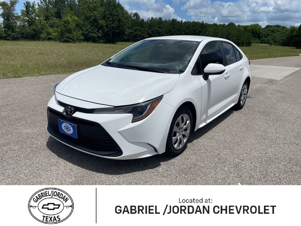 Used 2024 Toyota Corolla LE FWD video 1