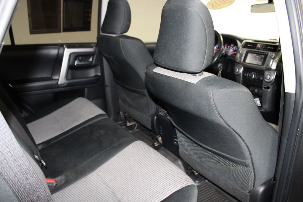 Used 2018 Toyota 4Runner SR5 image 29