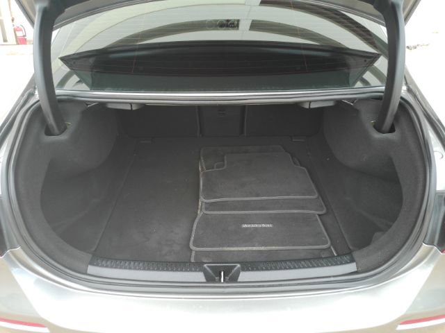 Used 2019 Mercedes-Benz A 220 w/ Premium Package image 28