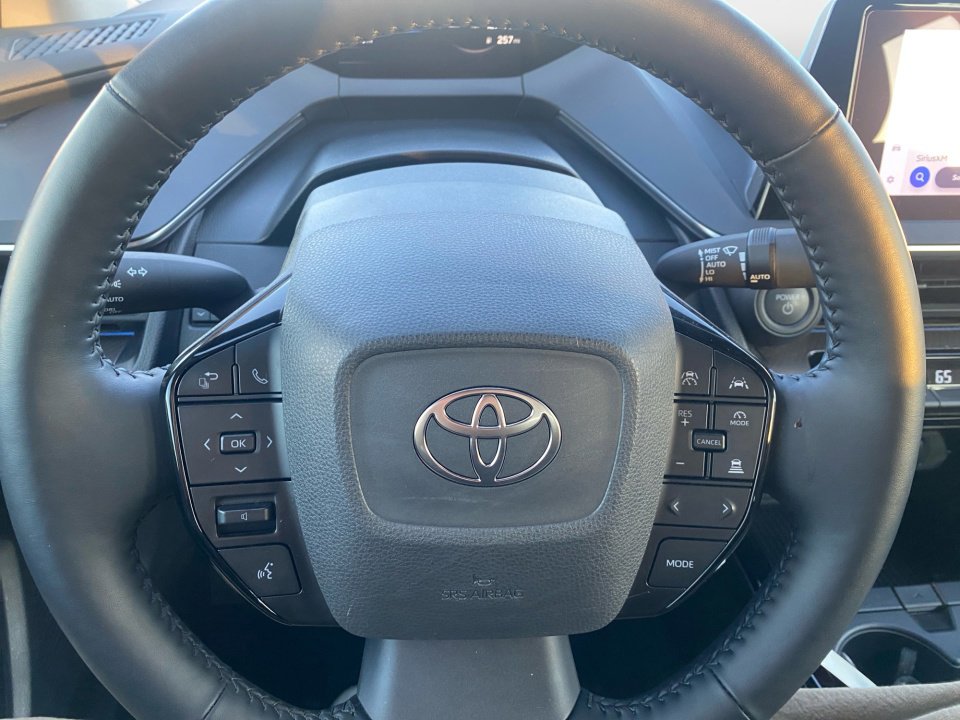 Used 2024 Toyota Prius XLE image 12