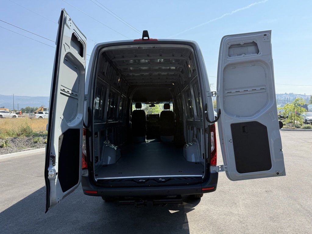 New 2025 Mercedes-Benz Sprinter 2500 image 8