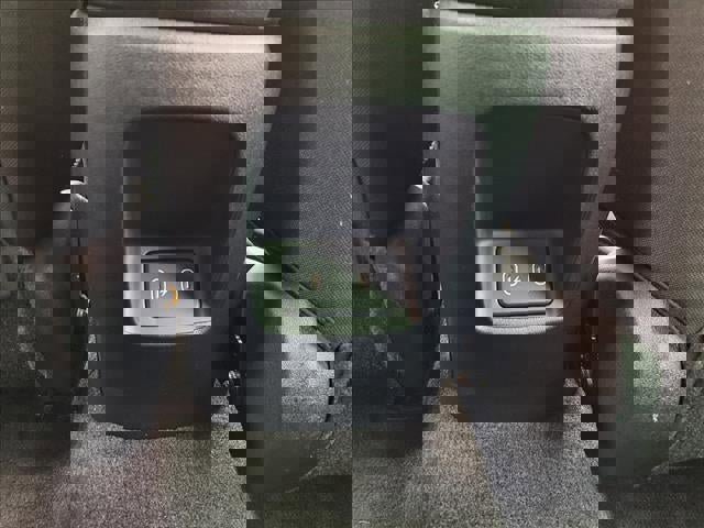 Certified 2025 Hyundai Elantra Sport image 24