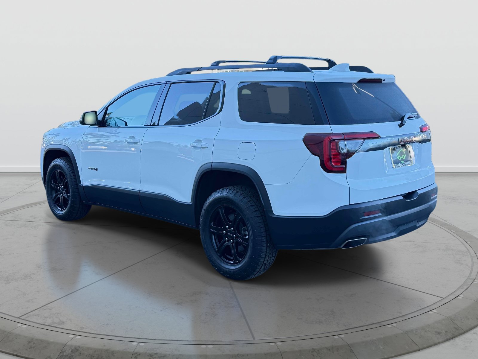 Certified 2023 GMC Acadia AT4 w/ Technology Package AWD/4WD image 4