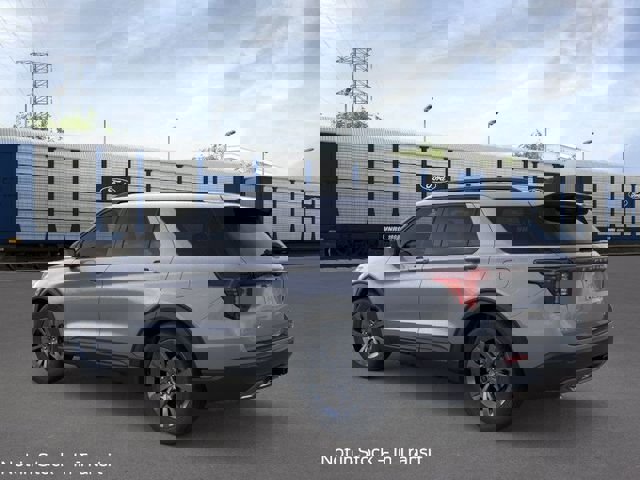 New 2026 Ford Explorer Active image 4