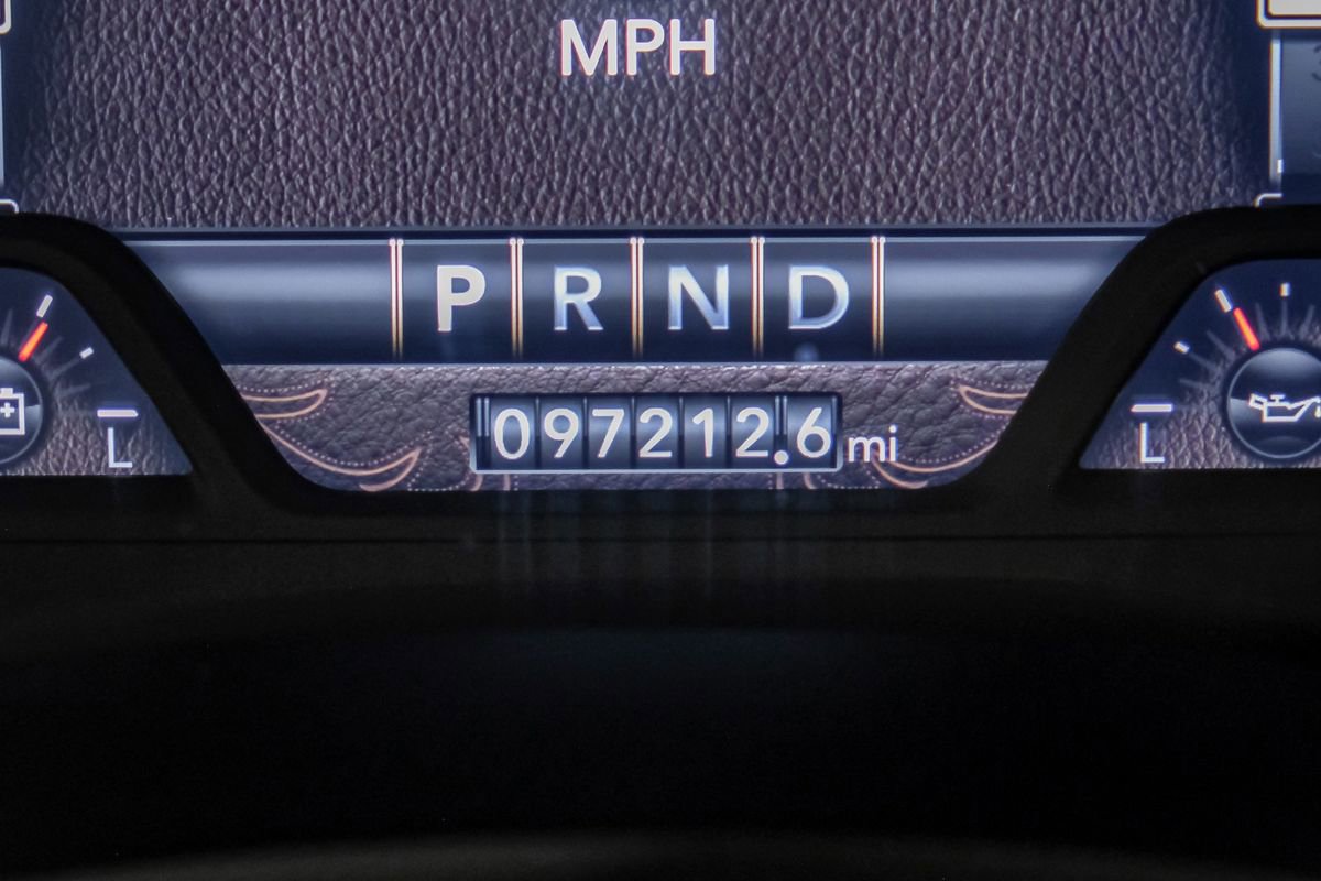 Used 2024 RAM 3500 Laramie image 20