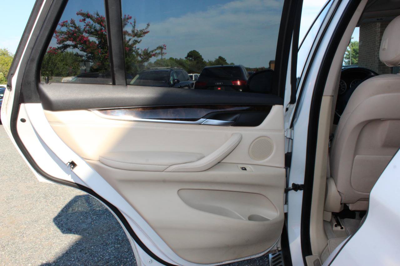 Used 2014 BMW X5 xDrive35i AWD/4WD image 13