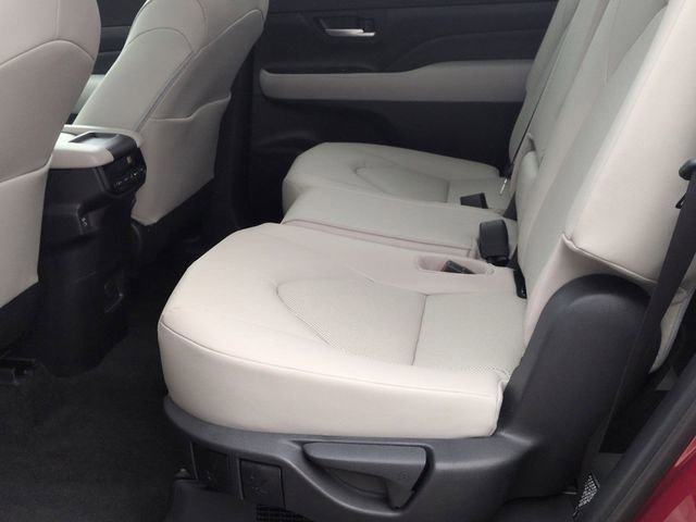 Certified 2026 Toyota Grand Highlander XLE image 25