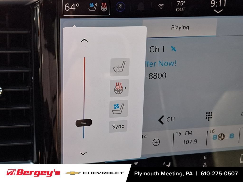 Used 2025 Chrysler Pacifica Limited FWD image 29