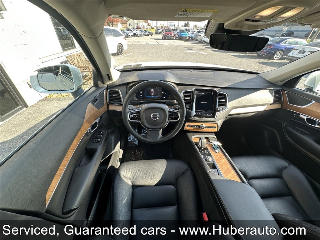Used 2023 Volvo XC90 B6 Plus image 22