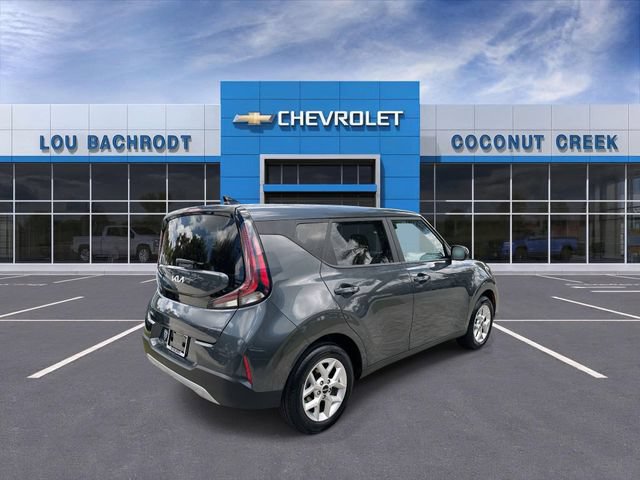 Used 2024 Kia Soul LX w/ Option Group 015 FWD image 8