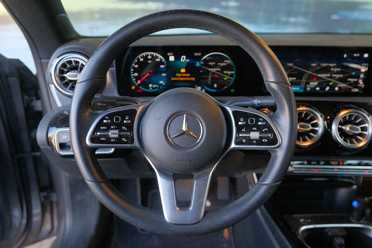 Used 2021 Mercedes-Benz CLA 250 image 15