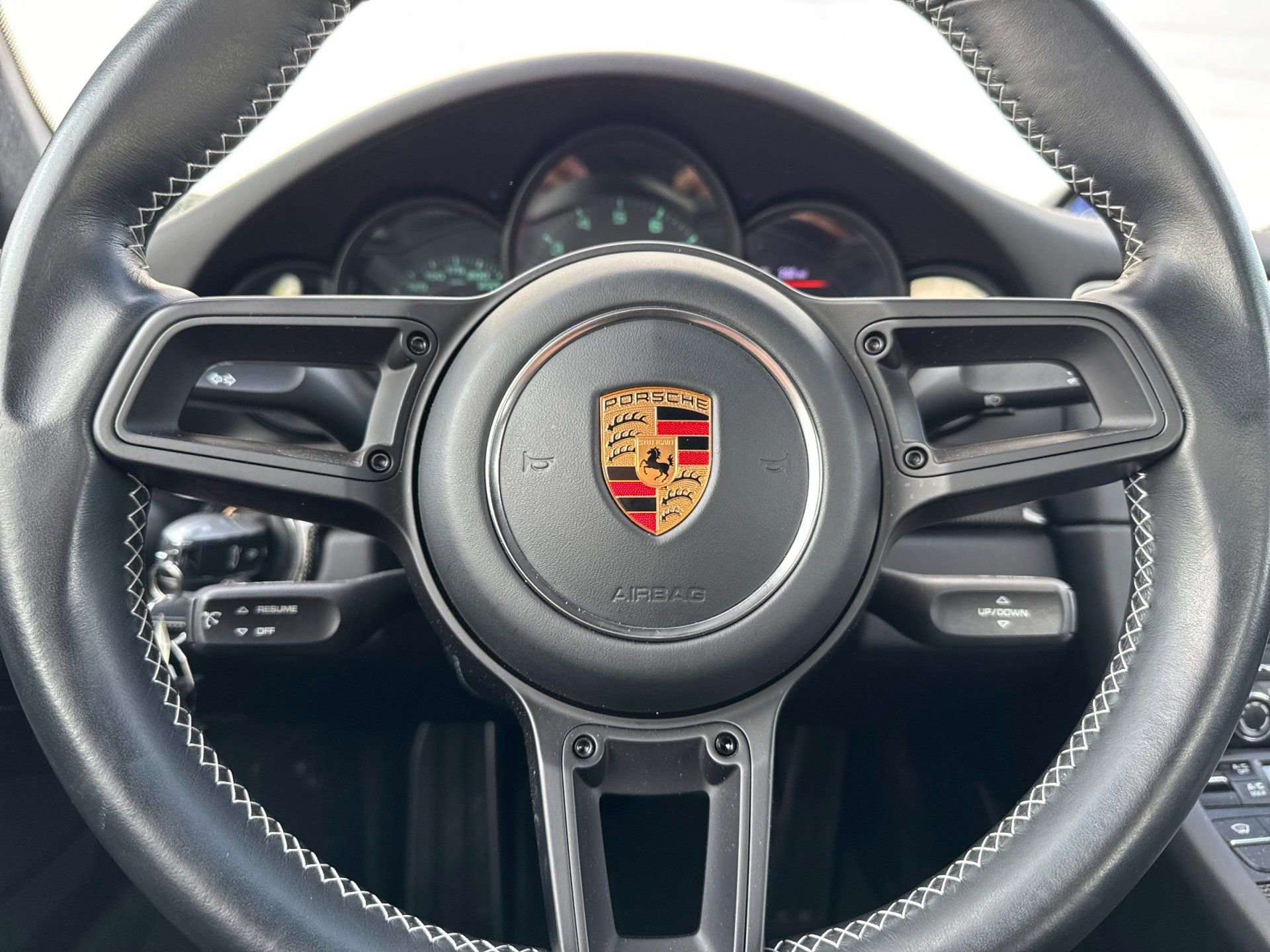 Used 2016 Porsche 911 R image 22