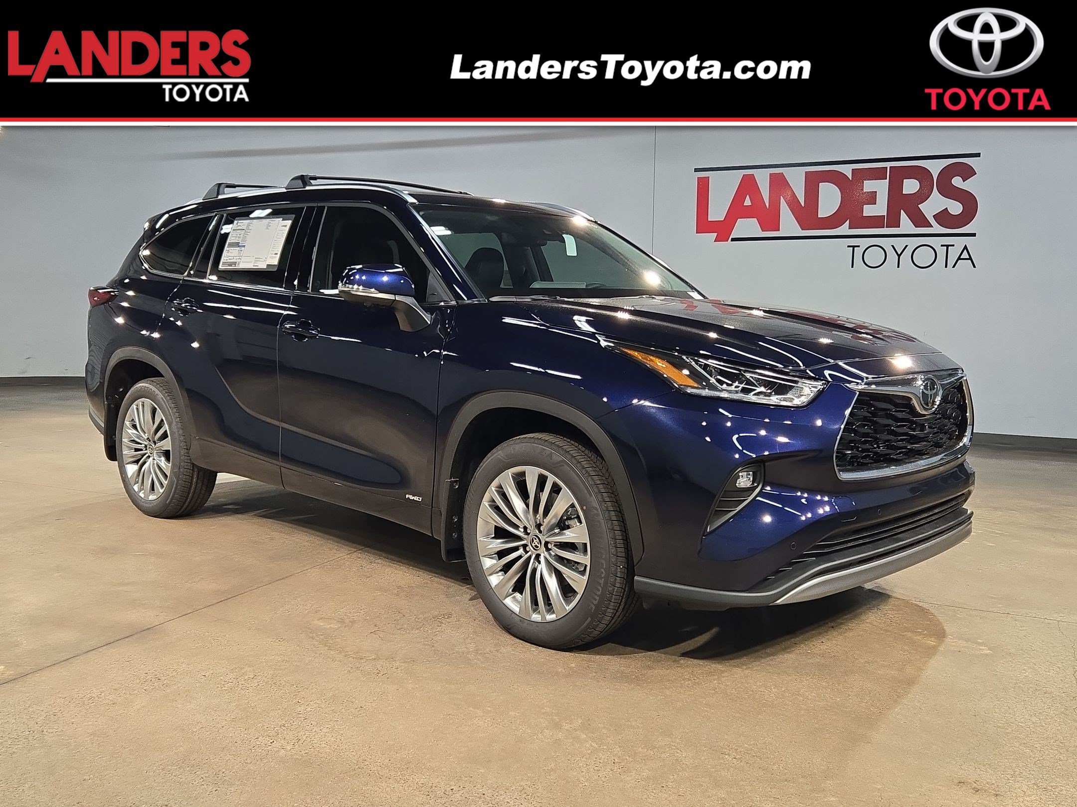 New 2026 Toyota Highlander Platinum
