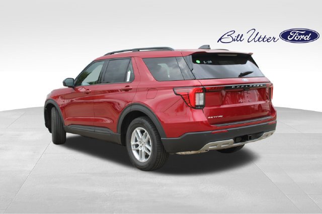 New 2027 Ford Explorer Active w/ Active Comfort Package RWD image 4