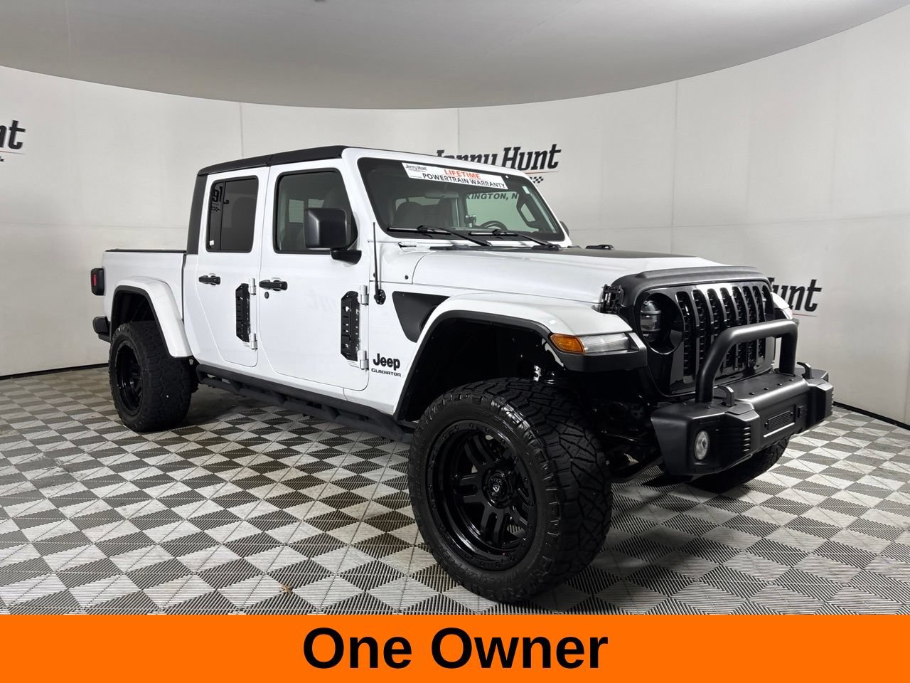 Used 2022 Jeep Gladiator Sport AWD/4WD image 4