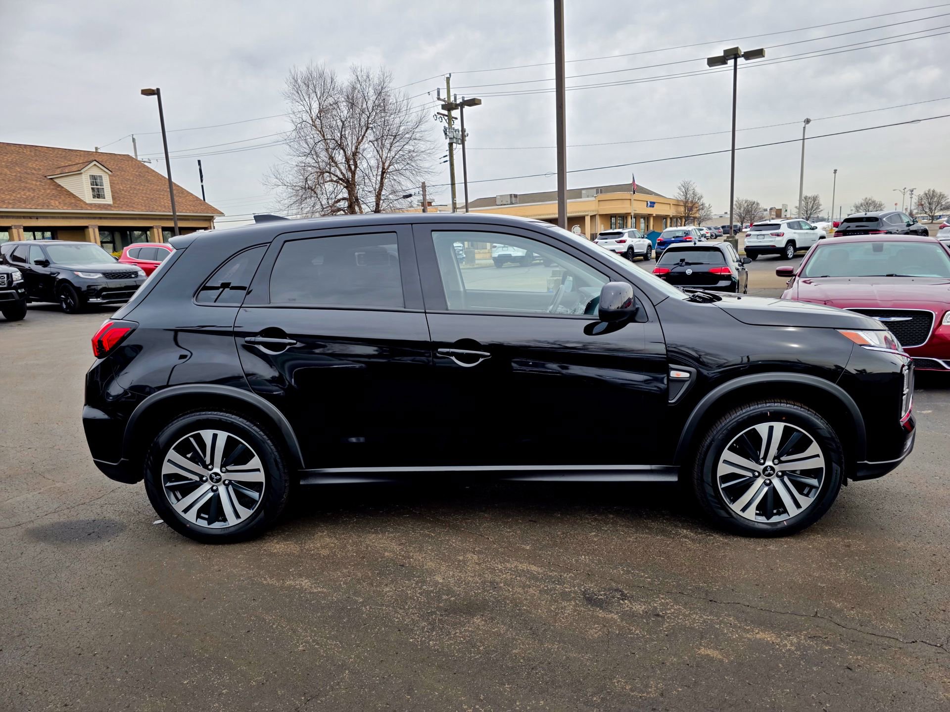 Used 2024 Mitsubishi Outlander Sport LE image 23