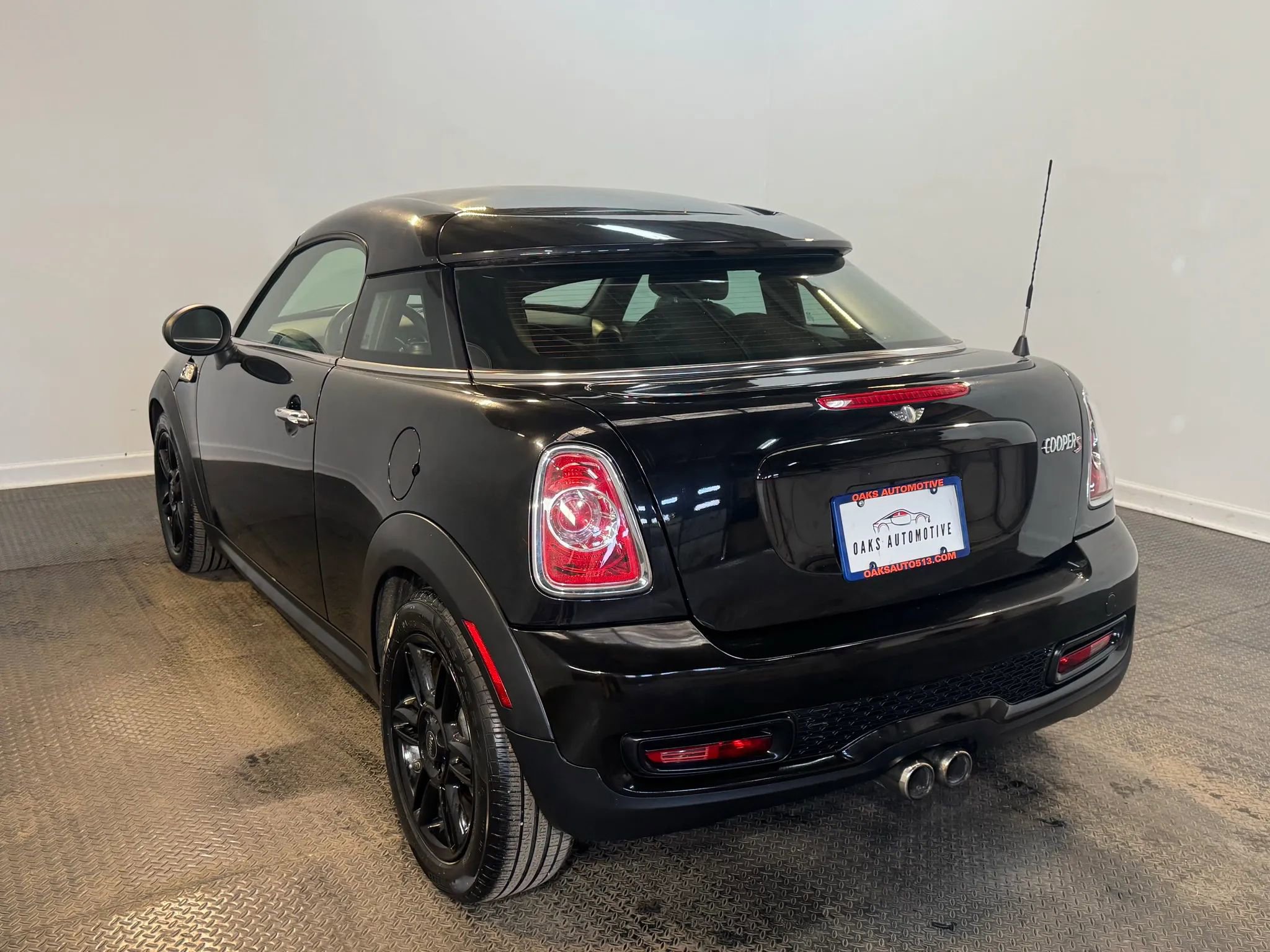 Used 2013 MINI Cooper Coupe S image 4