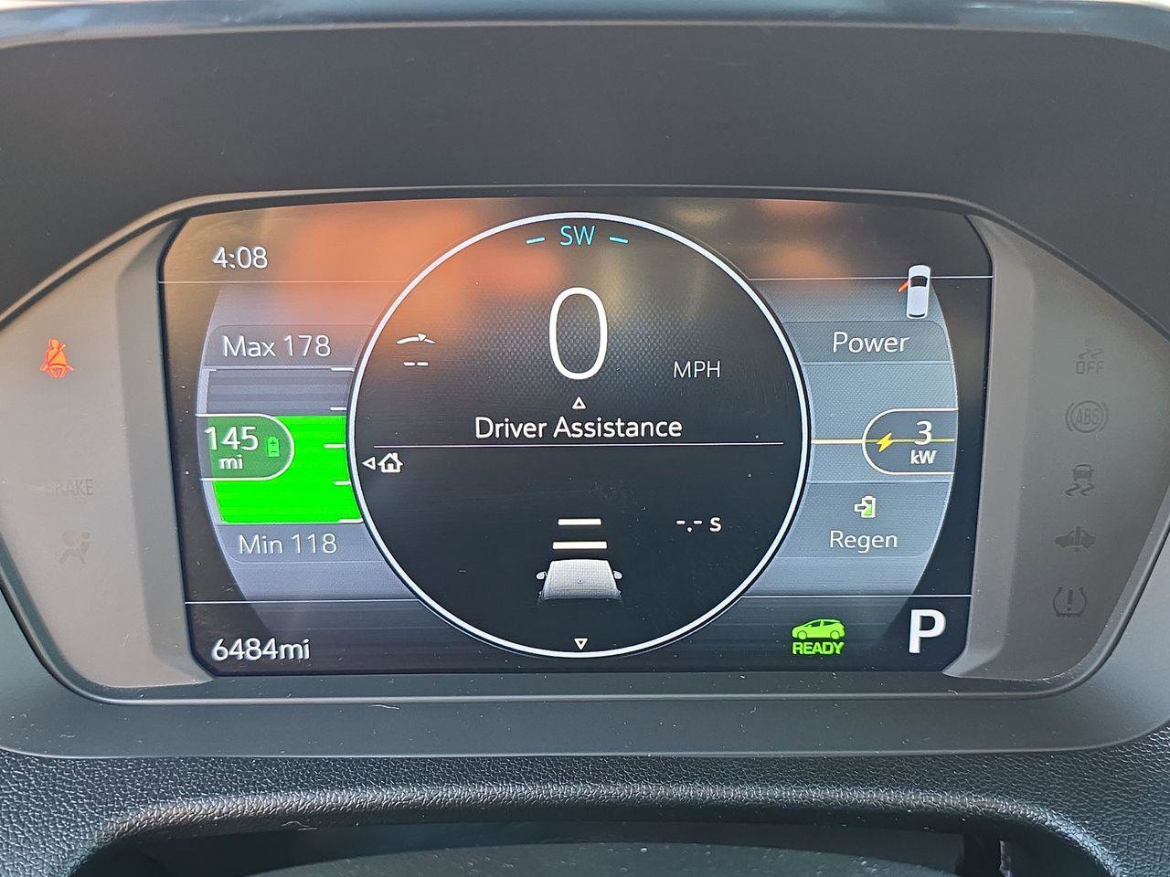 Used 2023 Chevrolet Bolt LT w/ Infotainment Package image 11