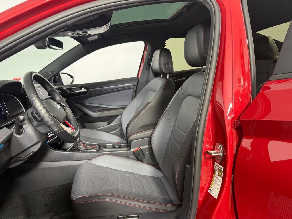 Used 2025 Volkswagen Jetta GLI Autobahn w/ GLI Black Package image 23