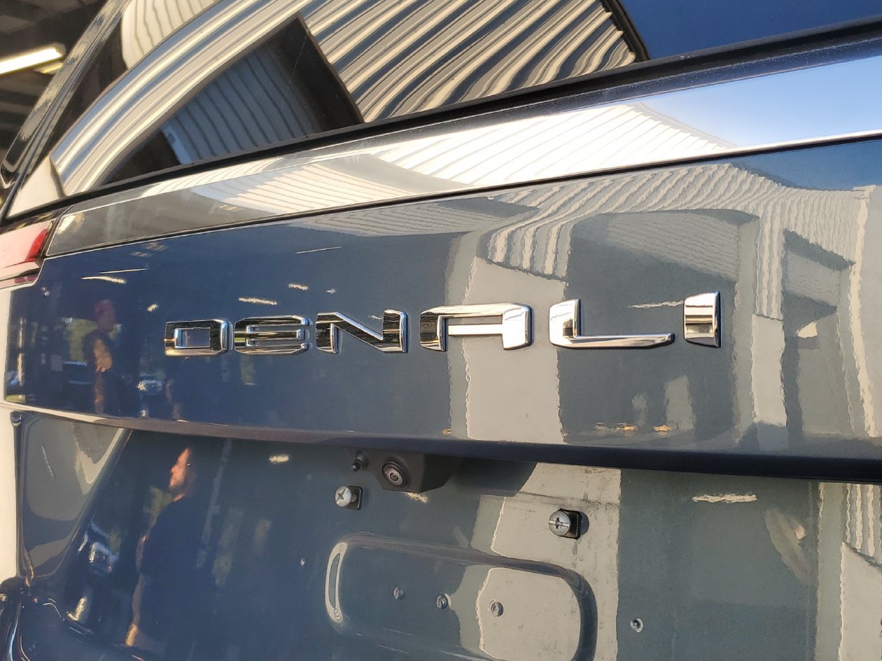 Used 2026 GMC Yukon Denali w/ LPO, Floor Liner Package RWD image 8