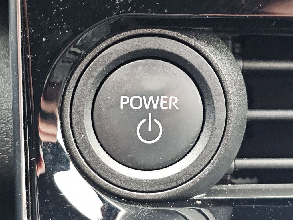 Used 2023 Toyota bZ4X Limited image 17