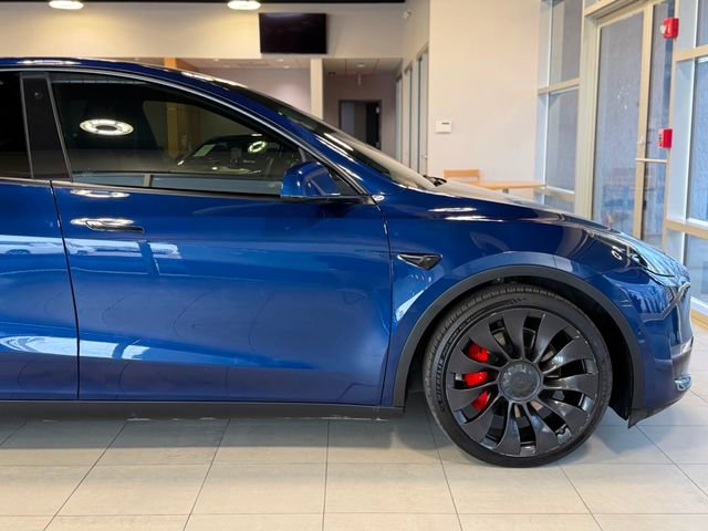 Used 2022 Tesla Model Y Performance image 16
