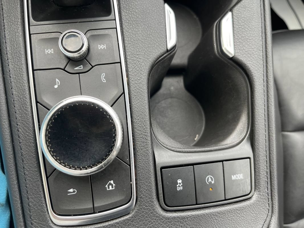 Used 2019 Cadillac XT4 Premium Luxury AWD/4WD image 21