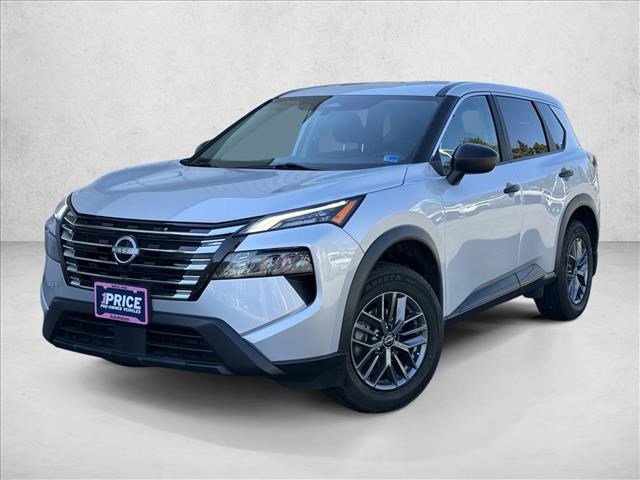Used 2024 Nissan Rogue S image 1