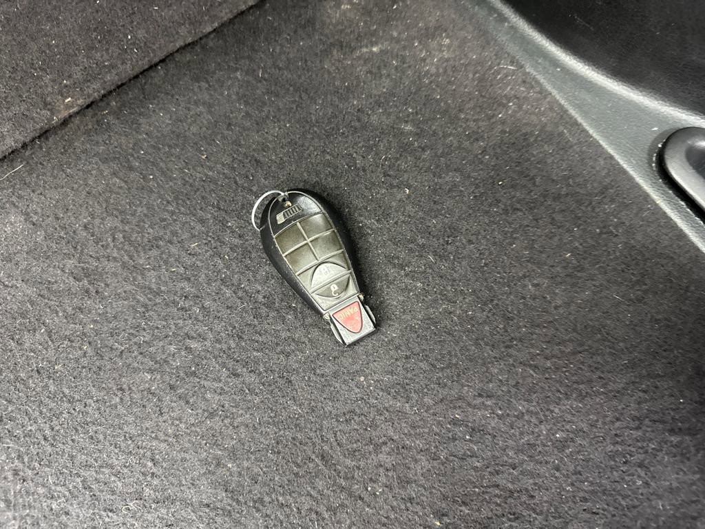 Used 2017 Jeep Cherokee Sport image 77