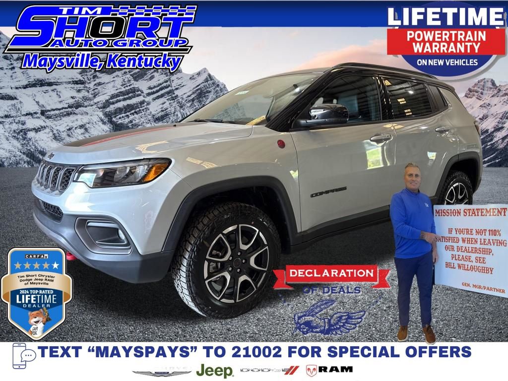 New 2026 Jeep Compass Trailhawk w/ Sun, Sound & Navigation Group AWD/4WD image 1