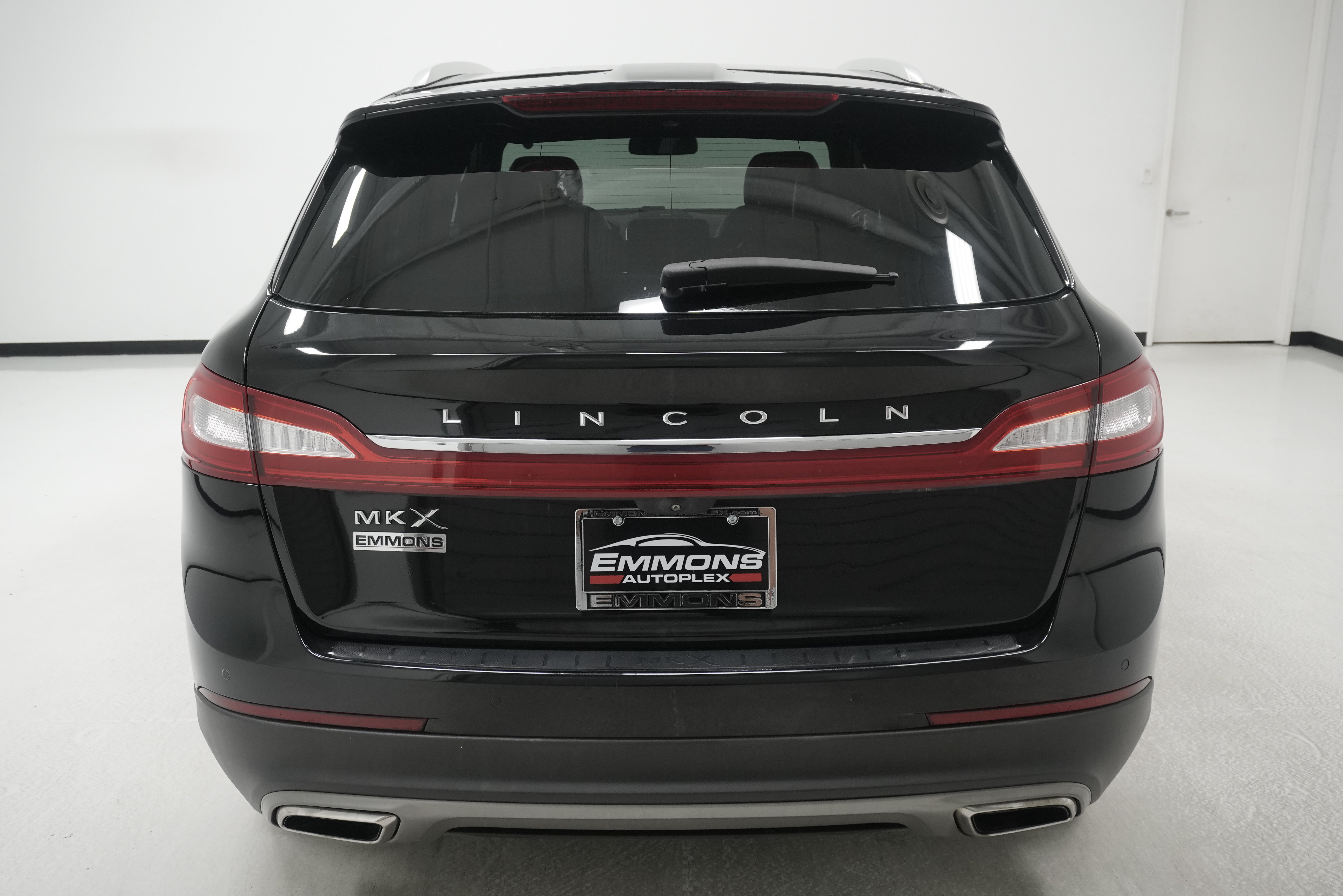 Used 2016 Lincoln MKX Reserve w/ Luxury Package FWD image 5