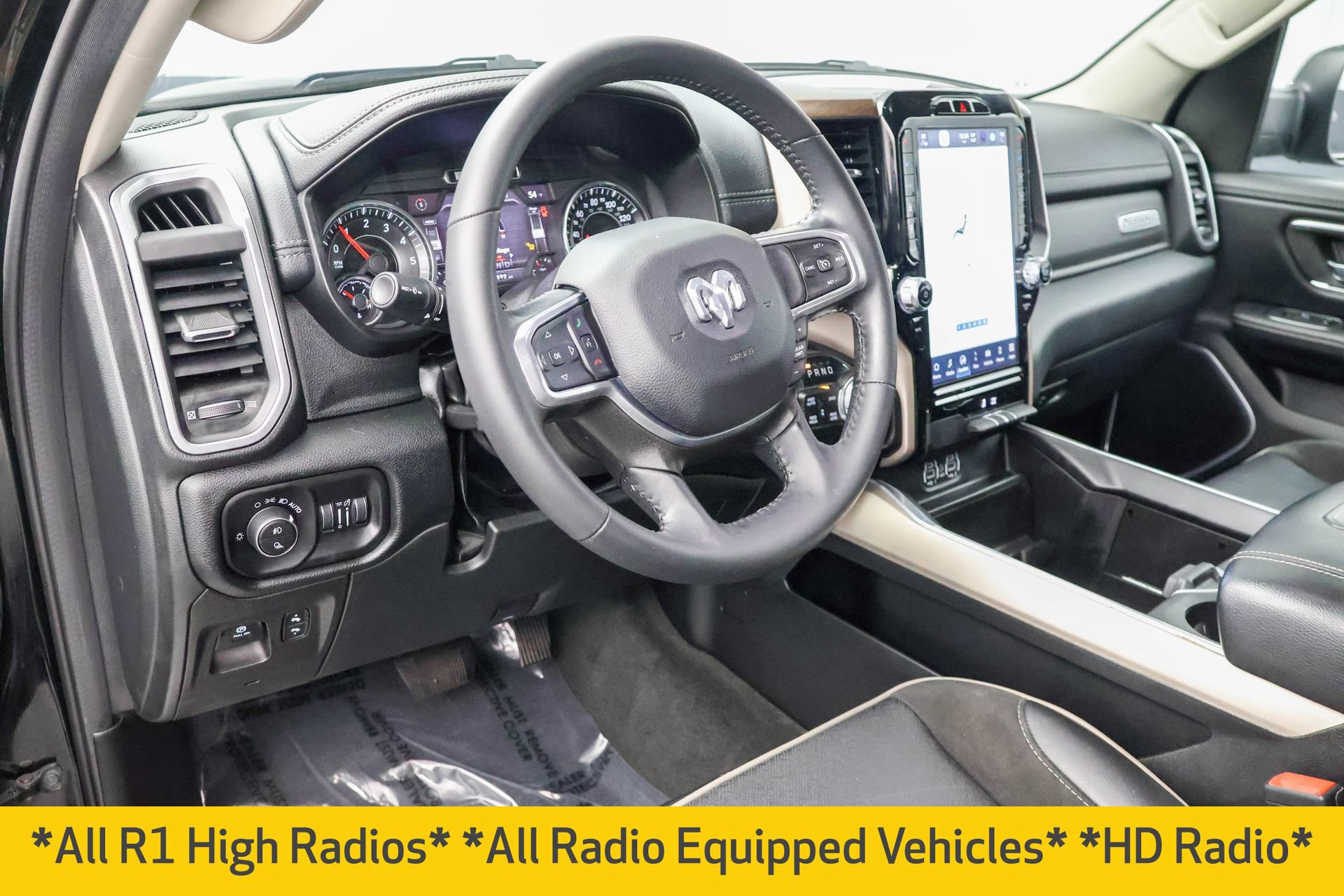 Used 2022 RAM 1500 Laramie AWD/4WD image 5