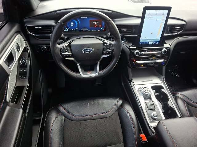 Used 2023 Ford Explorer ST w/ Equipment Group 401A AWD/4WD image 2