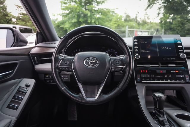 Used 2020 Toyota Avalon XLE w/ Moonroof Package FWD image 26