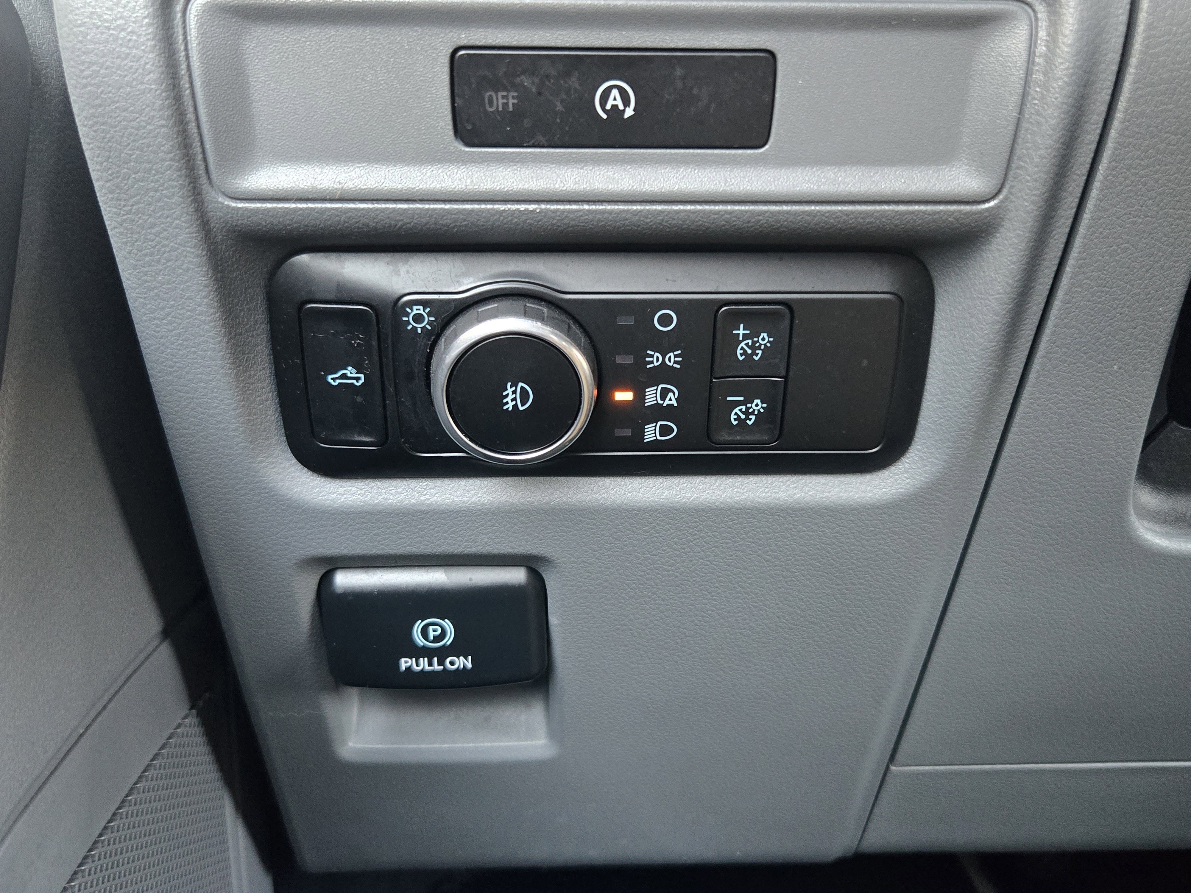 Used 2025 Ford F150 XLT w/ Equipment Group 301A Standard image 16