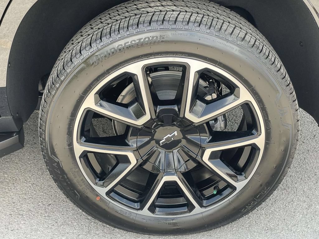 New 2026 Chevrolet Tahoe RST w/ Comfort Package AWD/4WD image 8
