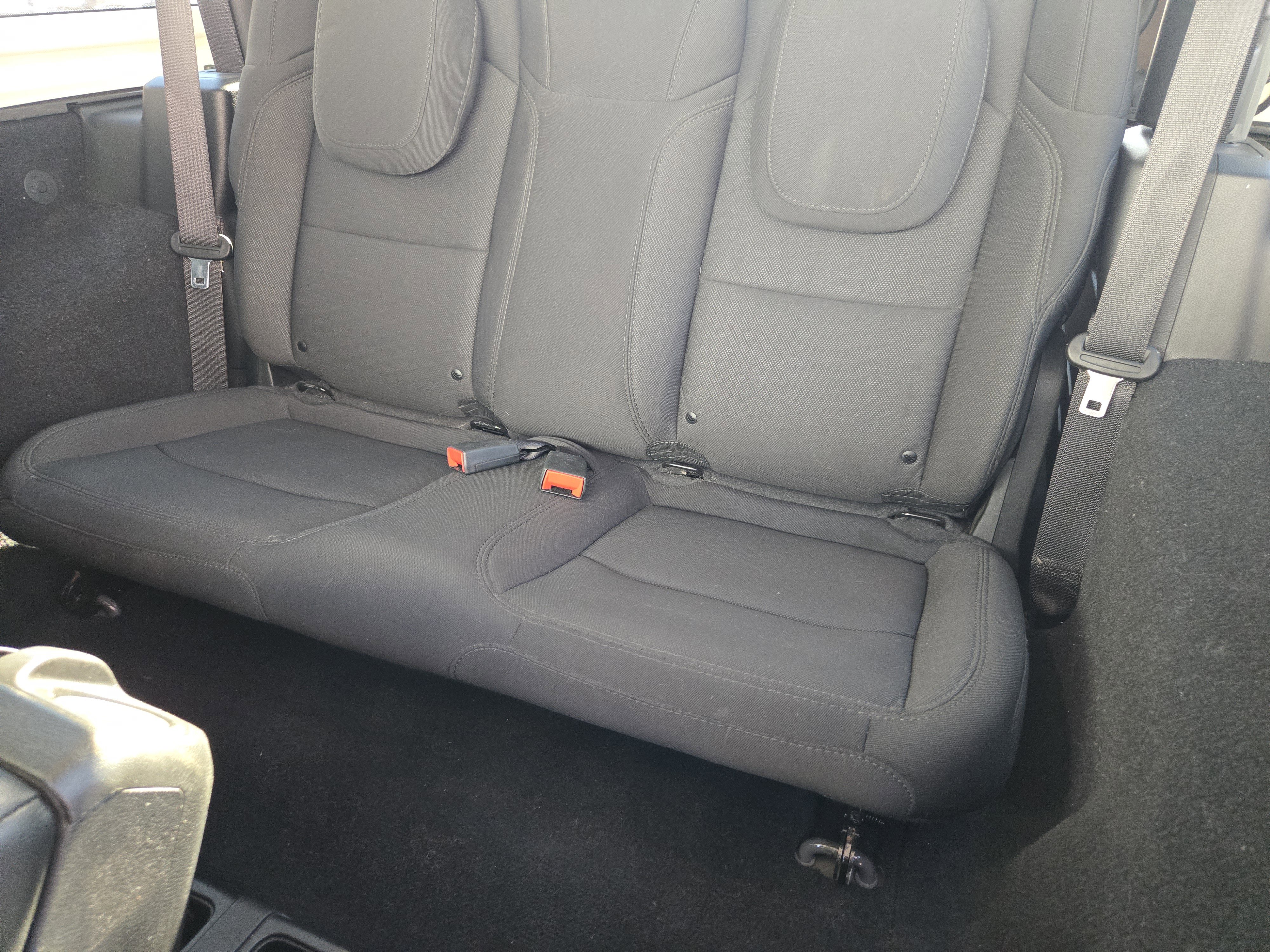 Used 2020 Jeep Wrangler Sport S image 31