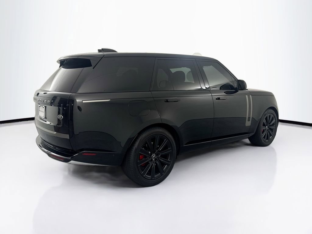 Used 2023 Land Rover Range Rover SE image 5