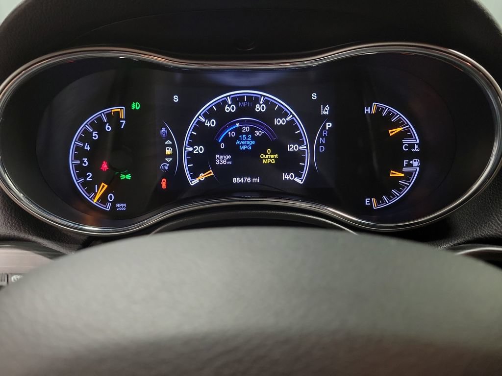 Used 2020 Jeep Grand Cherokee Limited AWD/4WD image 28