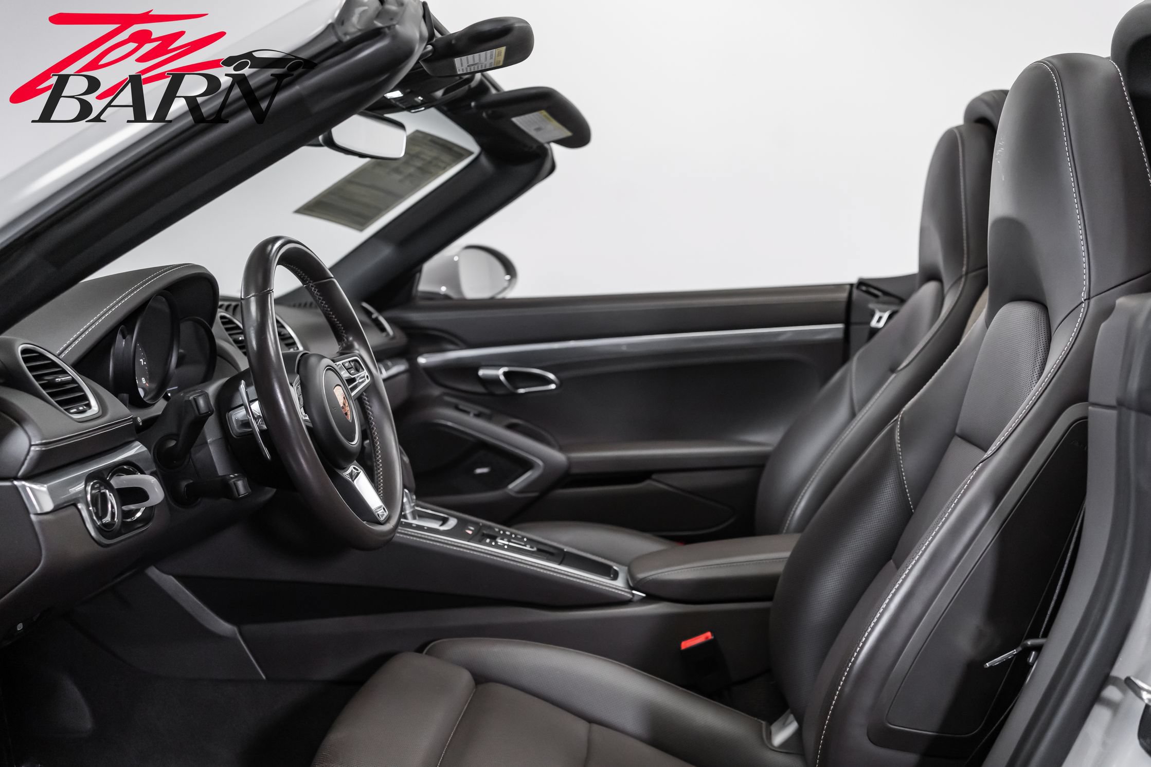 Used 2019 Porsche 718 Boxster S RWD image 32