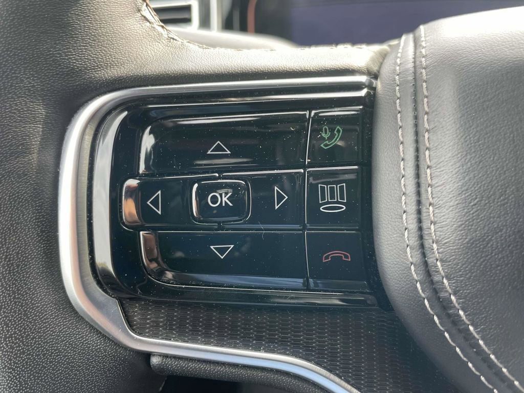 Used 2024 Jeep Grand Wagoneer L Series II w/ Quick Order Packagew 28T image 31