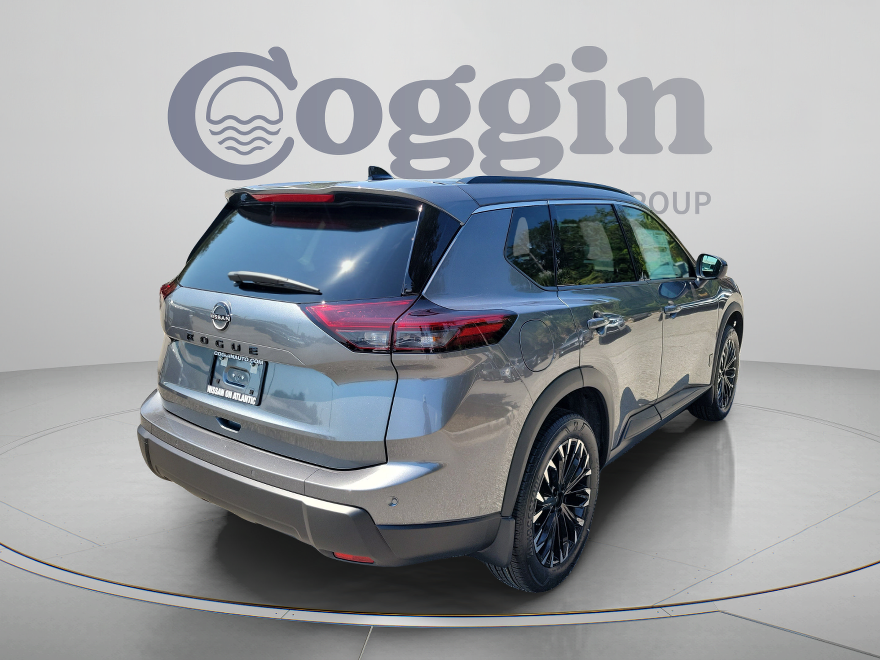 New 2026 Nissan Rogue Dark Armor FWD image 5