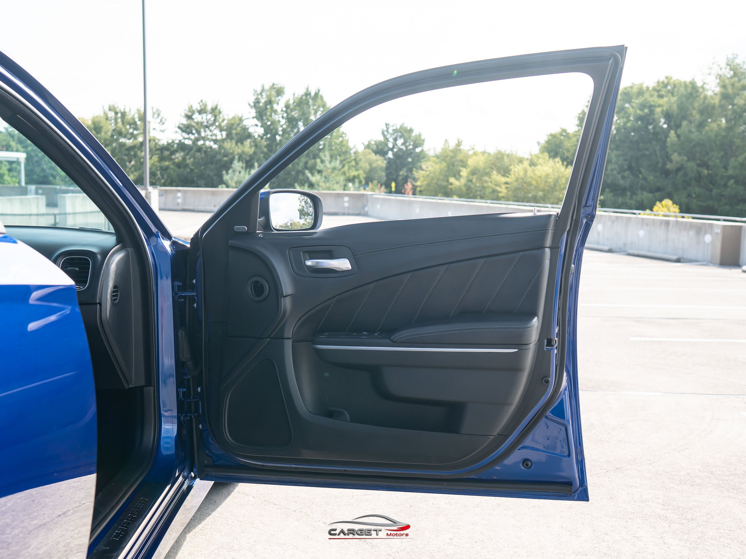 Used 2019 Dodge Charger Scat Pack w/ Plus Group RWD image 43