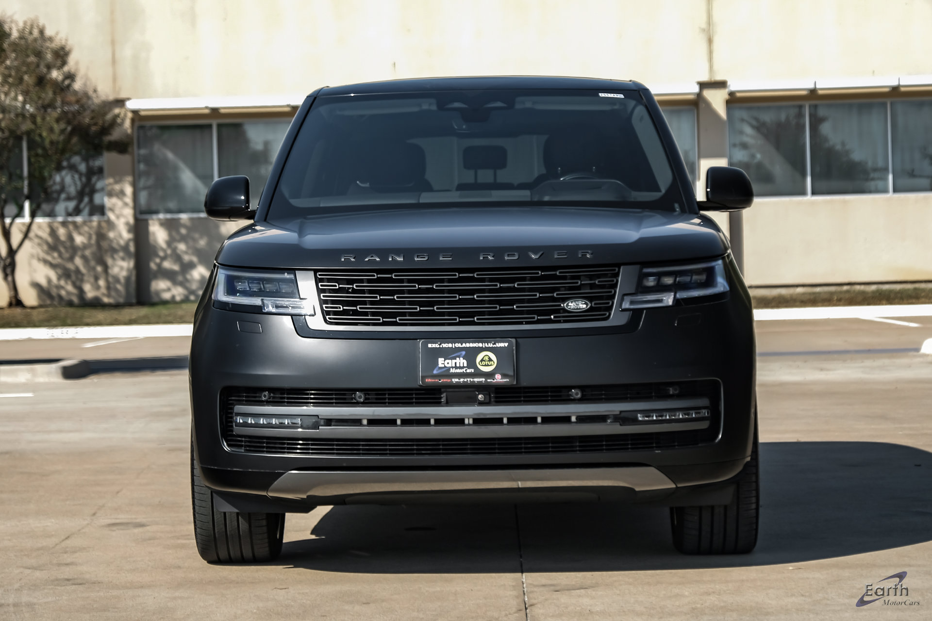 Used 2025 Land Rover Range Rover Long Wheelbase SE AWD/4WD image 27