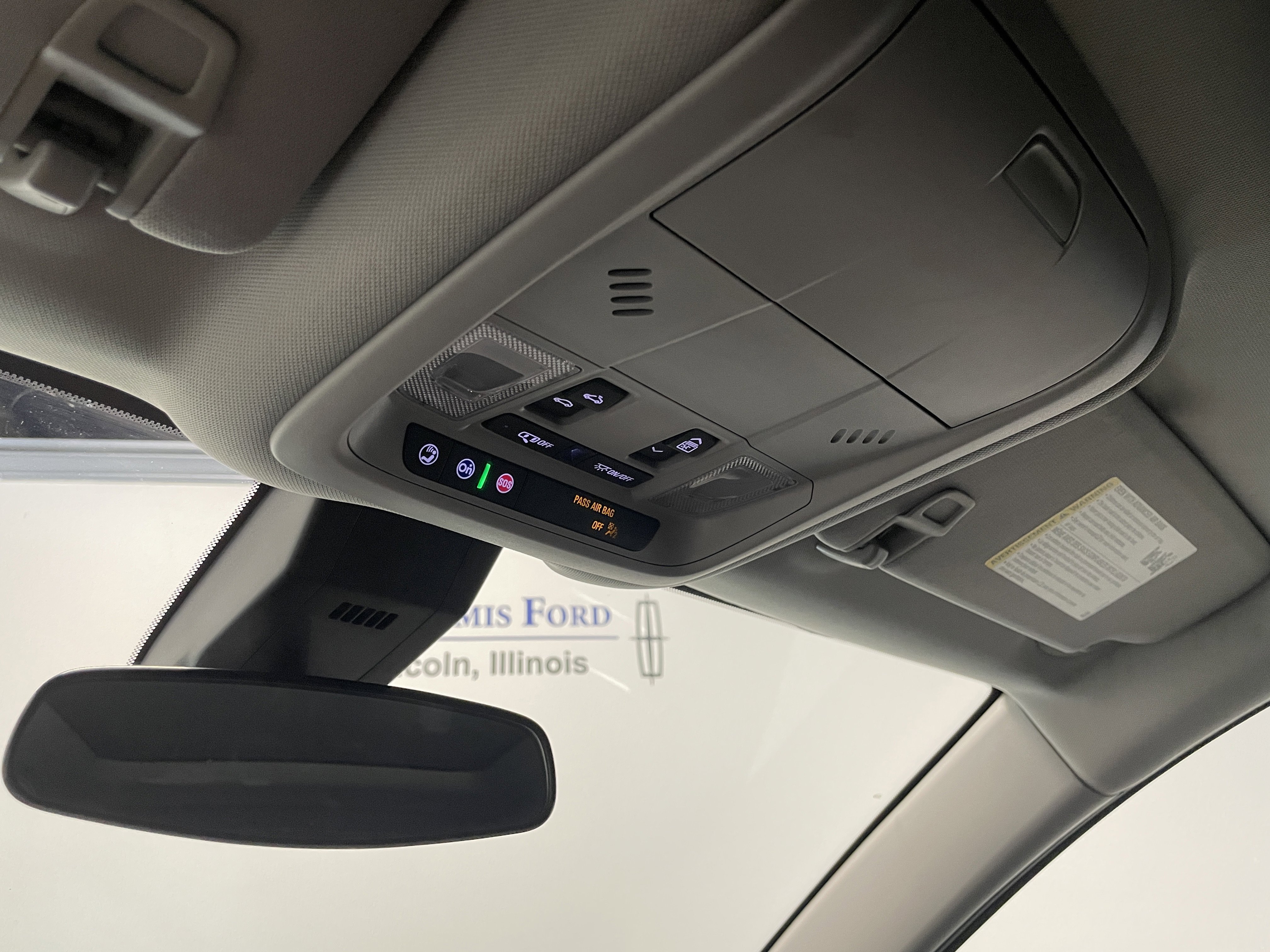 Used 2023 Chevrolet Equinox LT image 8