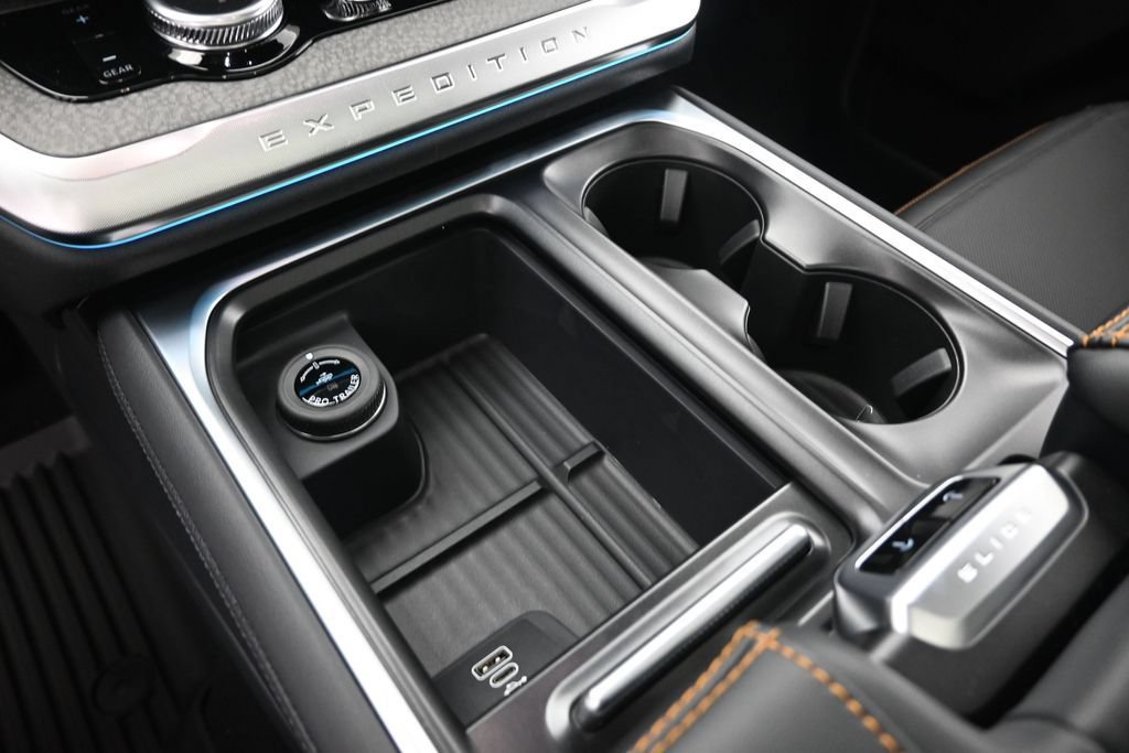 New 2026 Ford Expedition Tremor AWD/4WD image 18