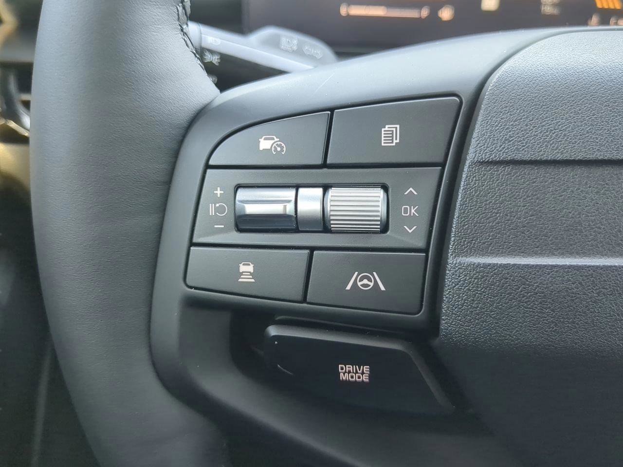 New 2026 Kia Sportage EX image 15