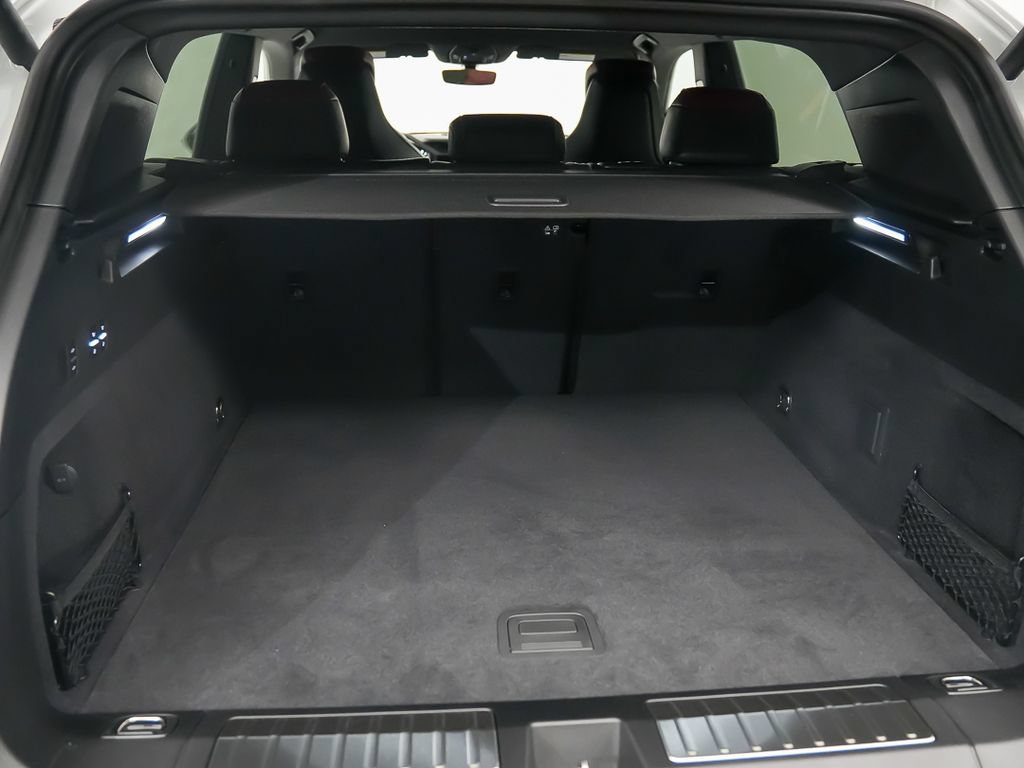 New 2026 Porsche Cayenne Electric AWD/4WD image 13