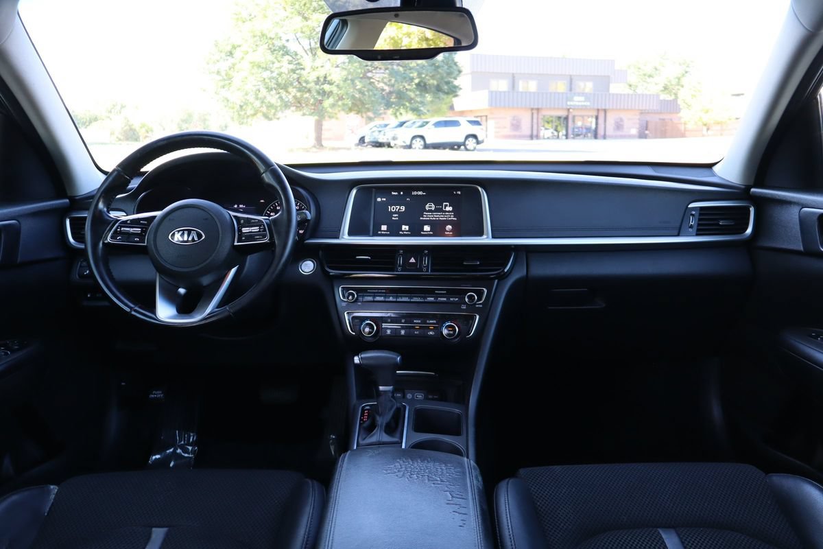 Used 2019 Kia Optima S FWD image 16